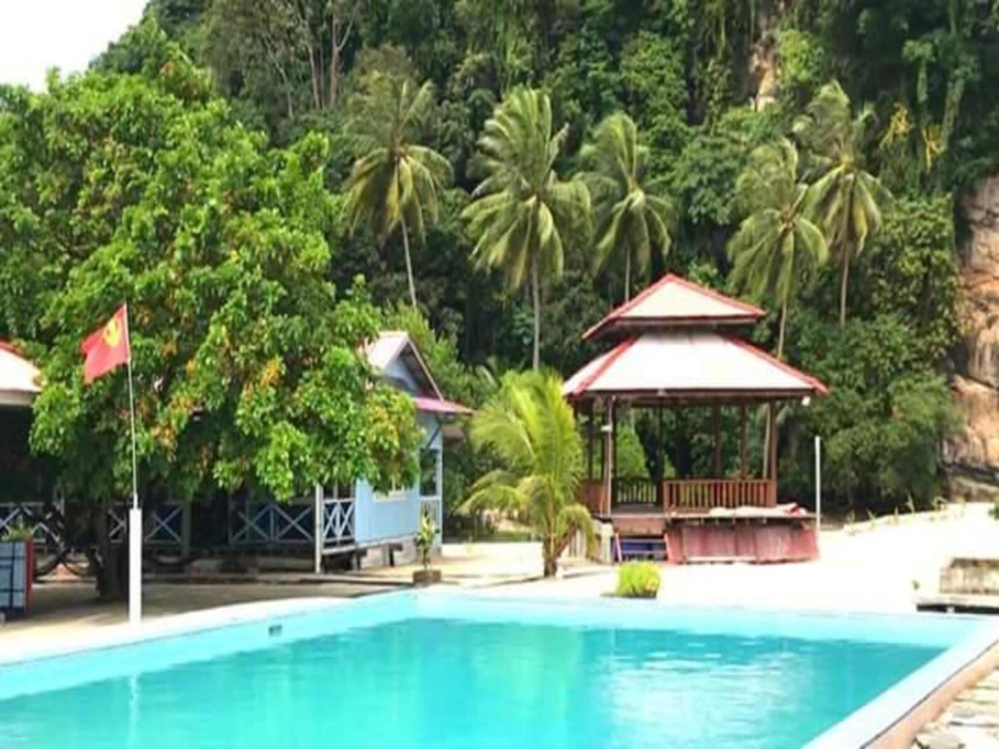 Capital O 91017 Tuba Beach Resort @ Pulau Tuba كواه المظهر الخارجي الصورة